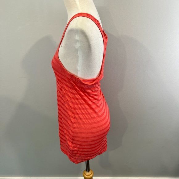 🌿4/$35🌿 H&M Pink Stripe‎ Two-Tone Tank Top (4) - Picture 4 of 8